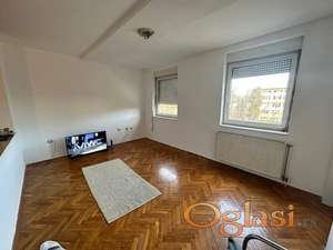 Dvosoban, delimično opremljen stan na Grbavici